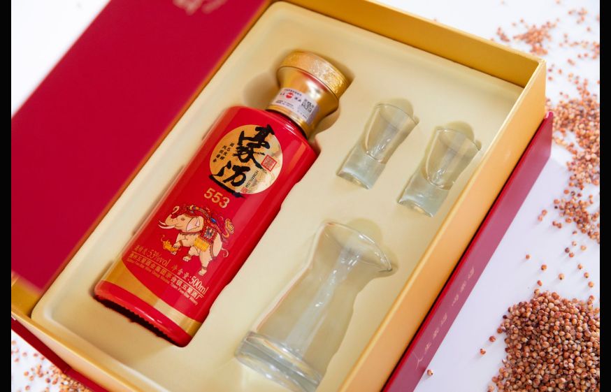 中秋佳节品味传统与雅致：豪迈553酱香型白酒